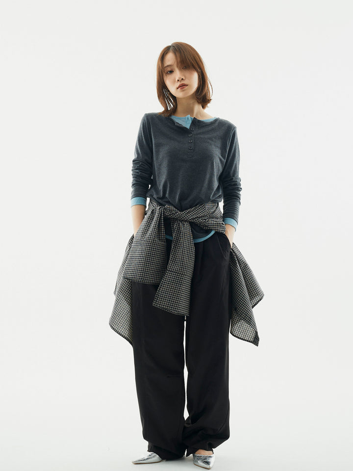 [予約]配色レイヤードヘンリーネックトップス/チャコール