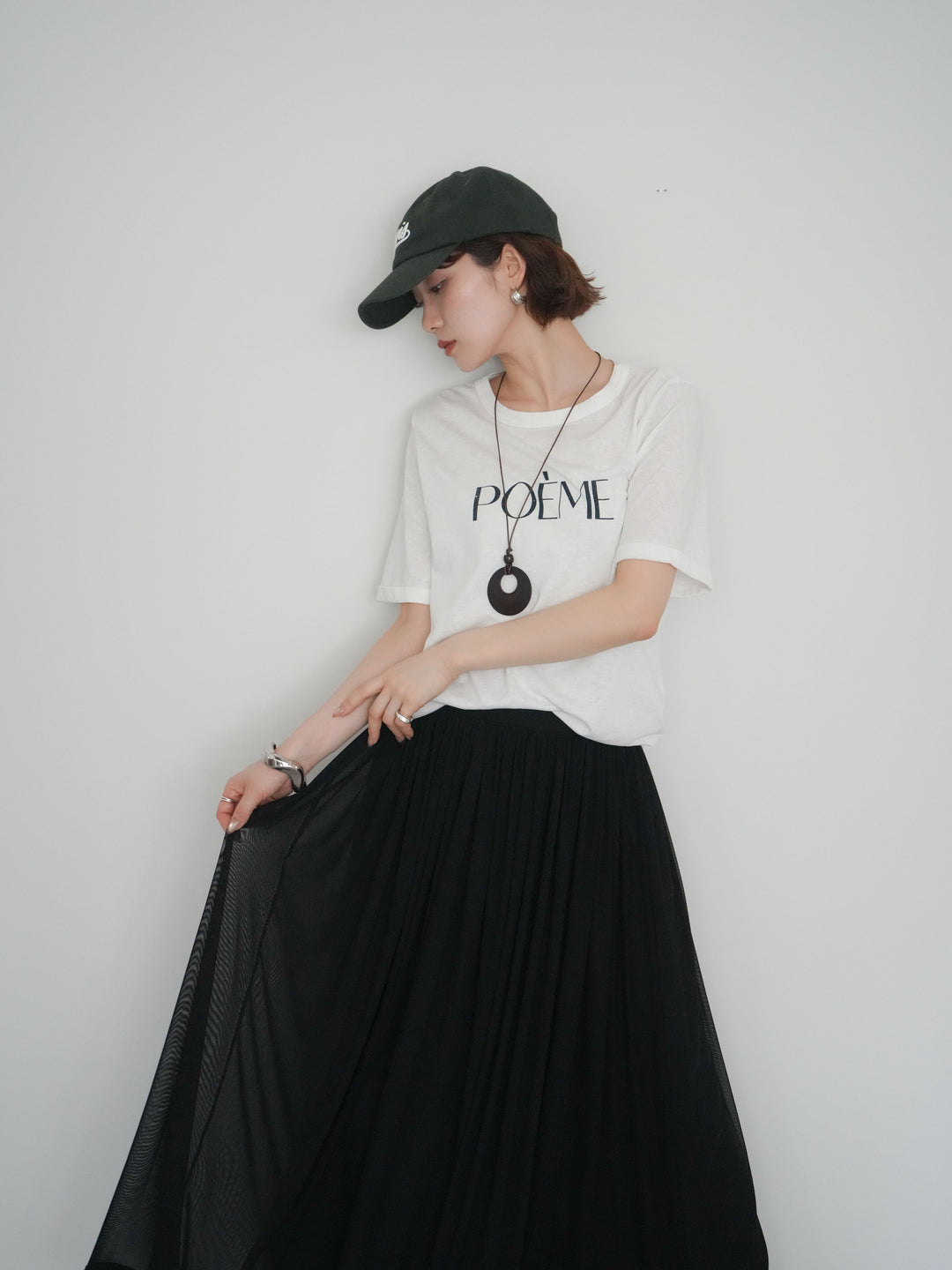 [予約]サークルネックレス付ロゴTシャツ/white