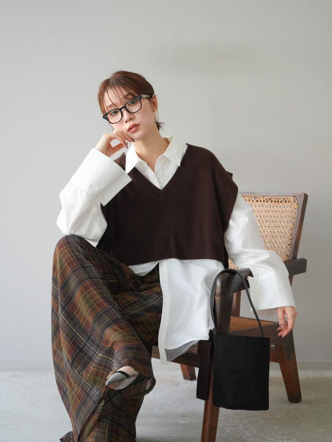 [予約]サイドリボンVネックショートニットベスト/ブラウン