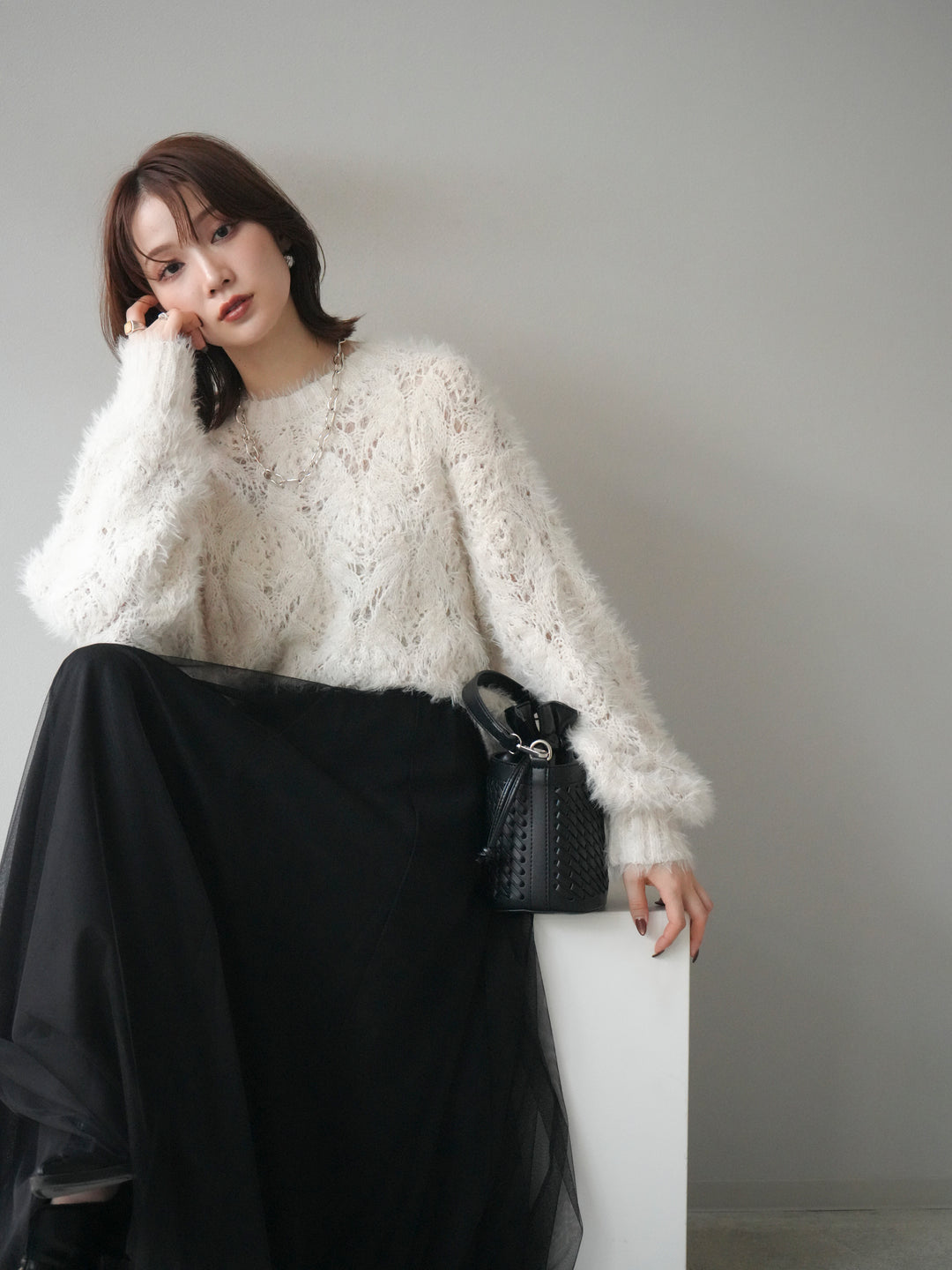 [予約]モール×フェザー透かし編みニットプルオーバー/ivory