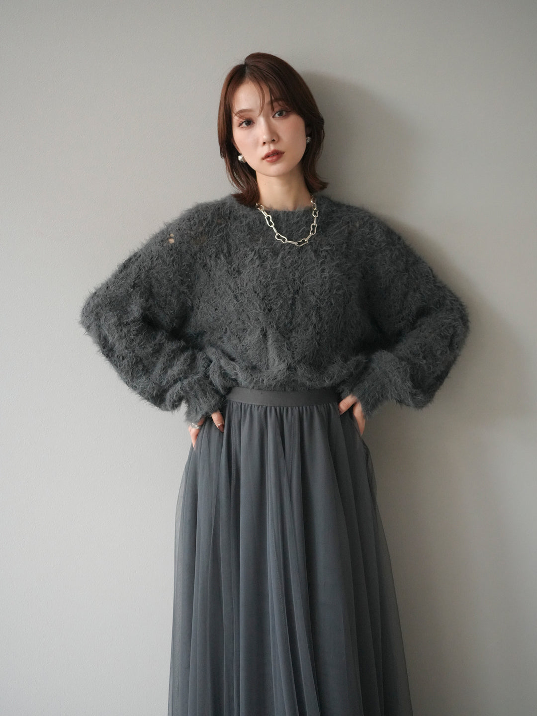 [予約]モール×フェザー透かし編みニットプルオーバー/black