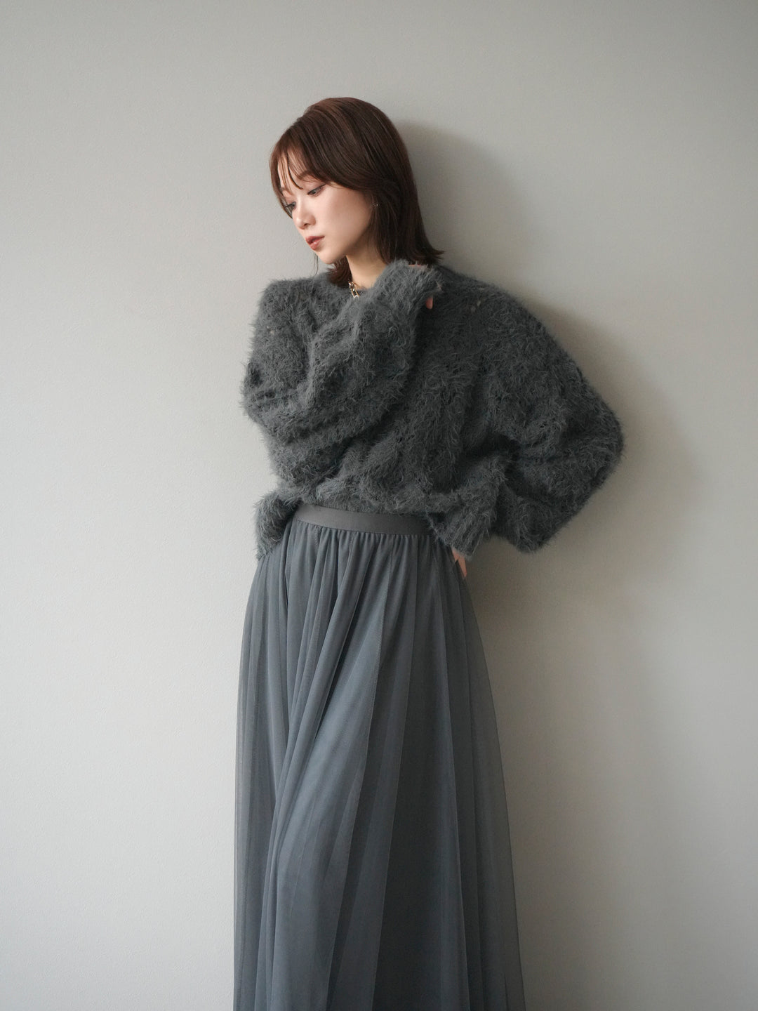 [予約]モール×フェザー透かし編みニットプルオーバー/black