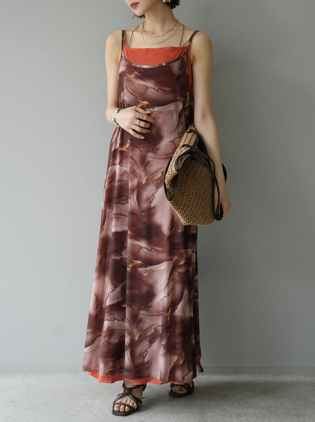 [Pre-order] Nuanced pattern tulle layered cami dress/brown