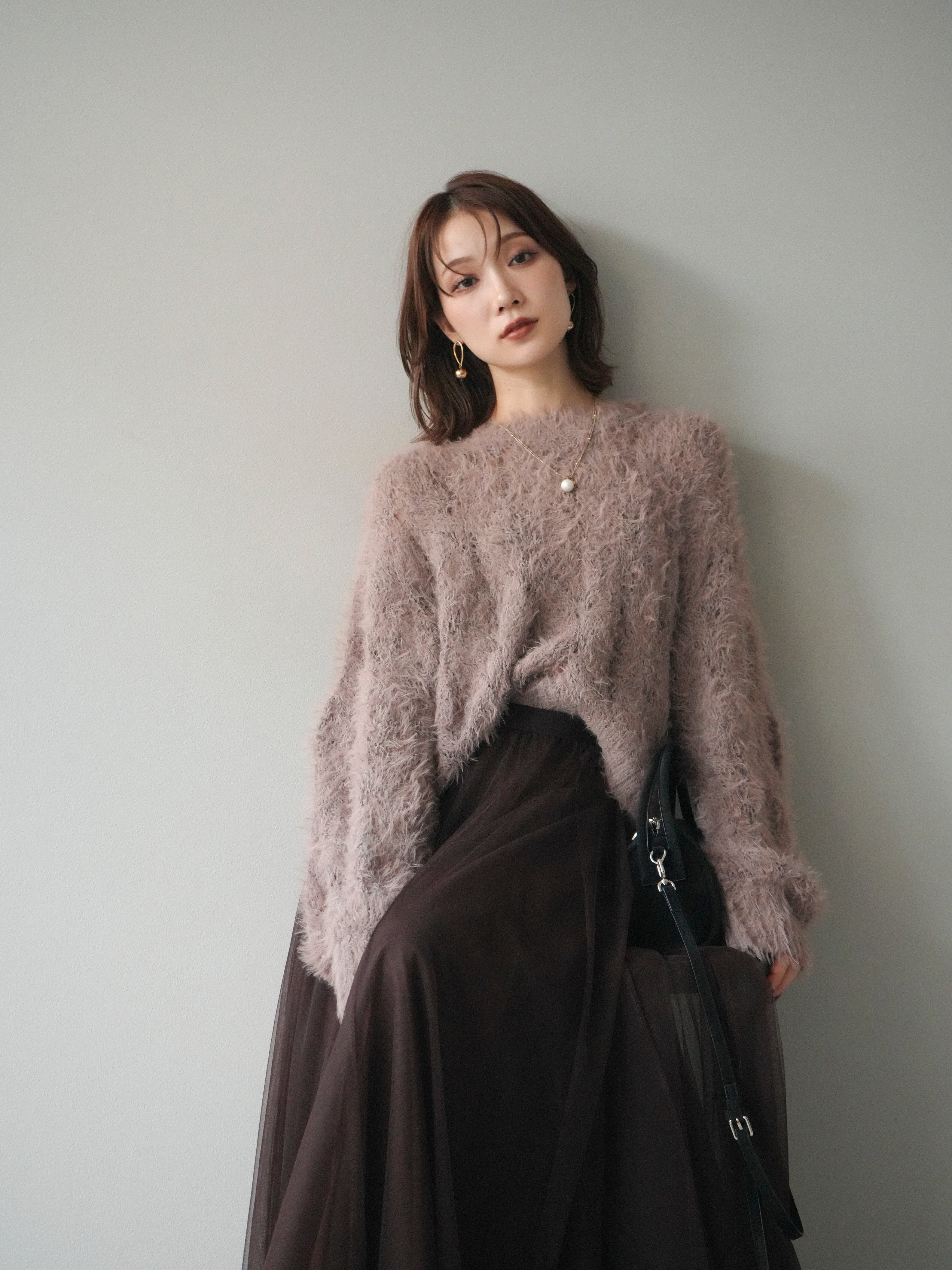 予約]モール×フェザー透かし編みニットプルオーバー/mocha – Lumier