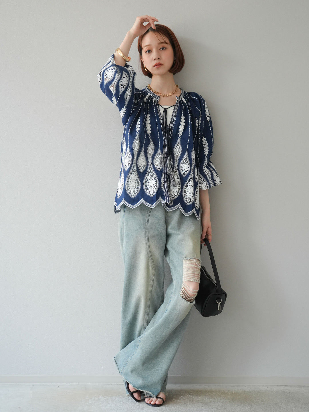 [預訂] 刺繡設計襯衫/海軍藍