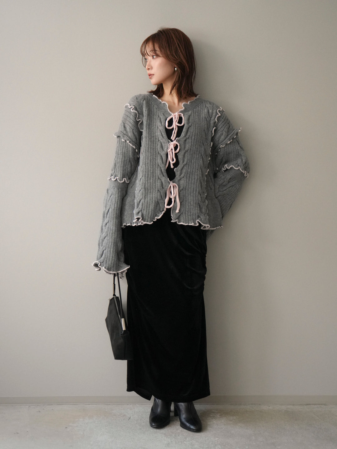 [SET]フロントリボン配色メローニットカーディガン+ギャザーベロアスカート(2set)