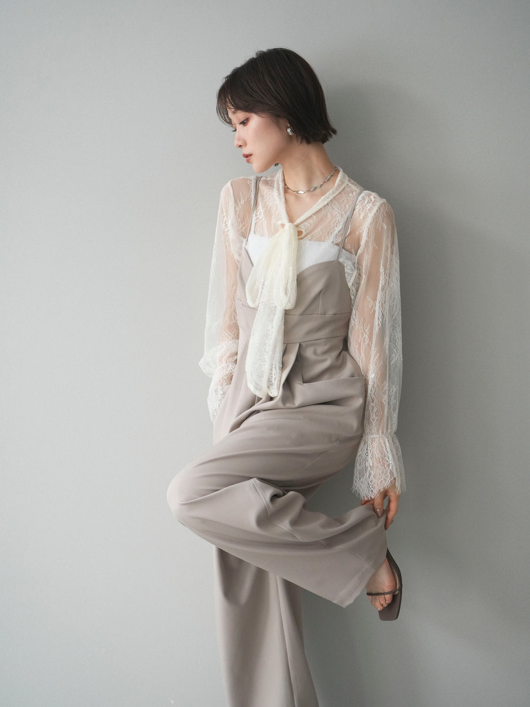 [SET]バックデザインサロペット+リバーレースボウタイトップス(2set)