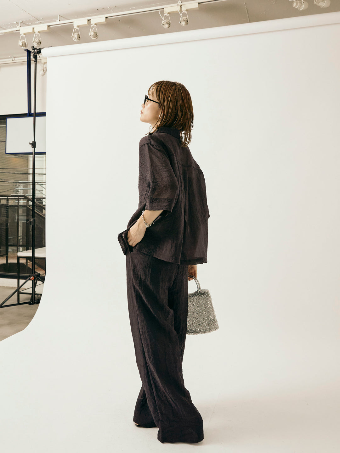 [予約]シャイニースラブシアーワイドパンツ/チャコール