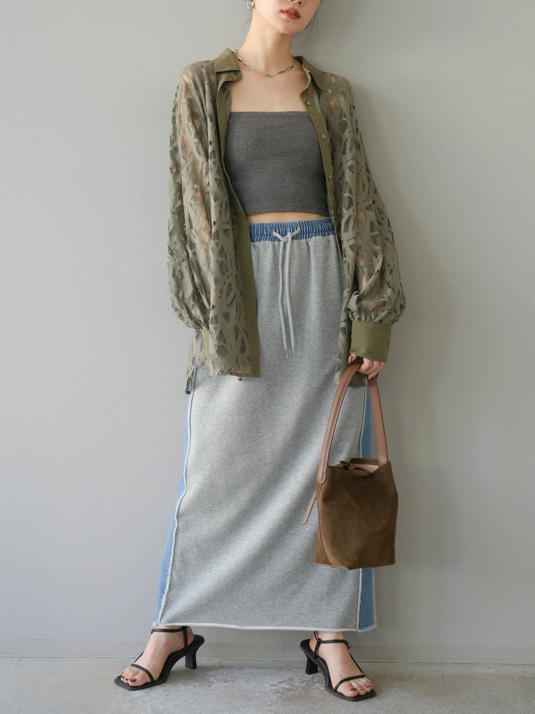 [SET]コードレースオーバーシャツ+デニムドッキングスウェットスカート(2set)