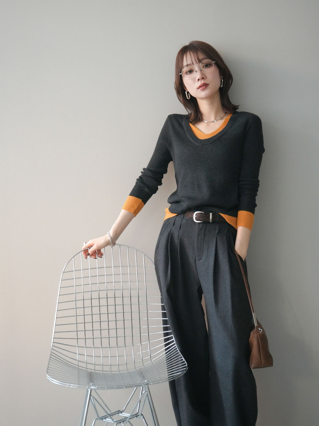 [SET]Uネック配色レイヤードリブニットトップス+アニマル柄ベルト付きウールタッチワイドパンツ(2set)