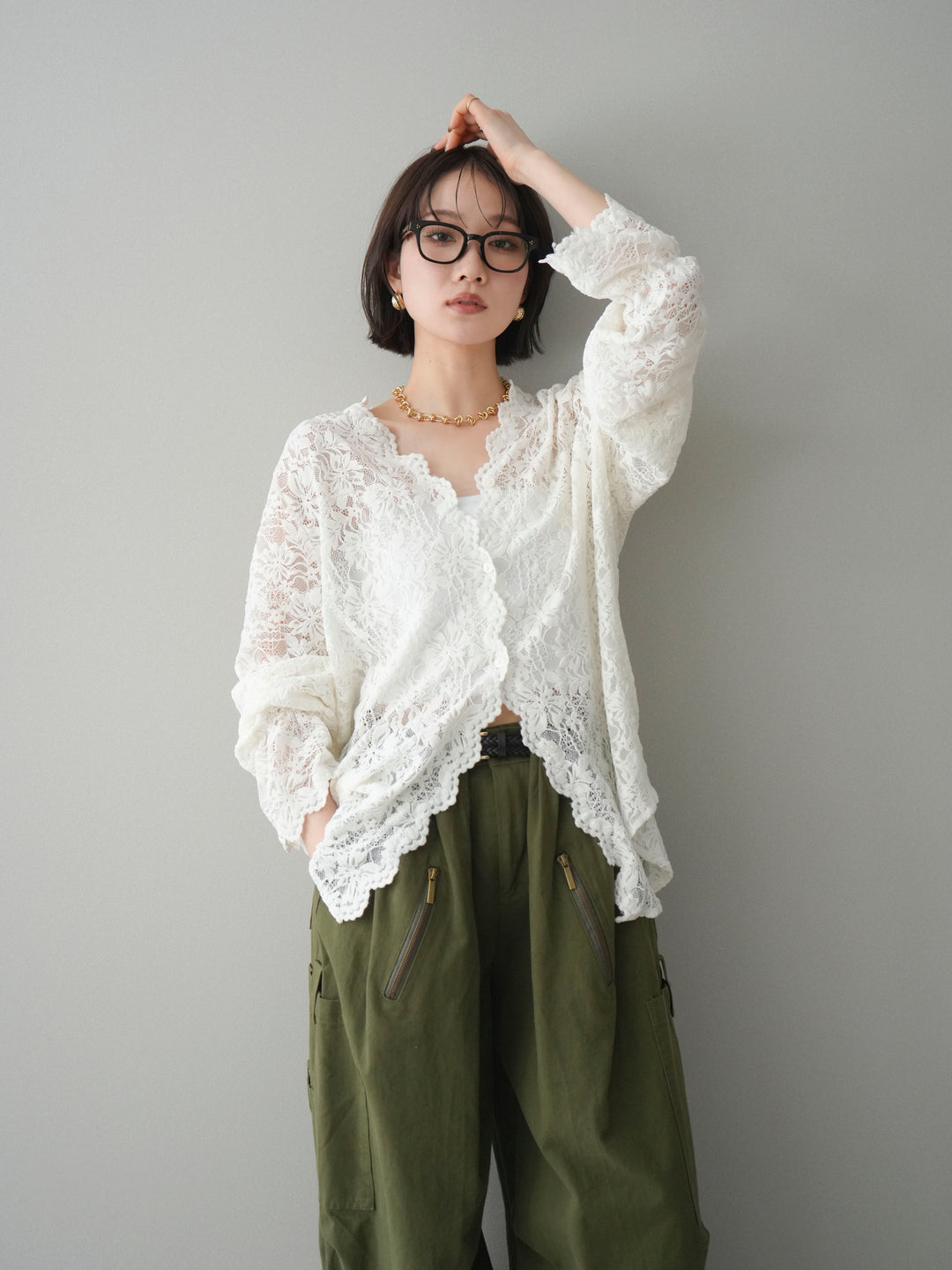 [SET]Vネックレースブラウス+選べるアクセセット(2set)