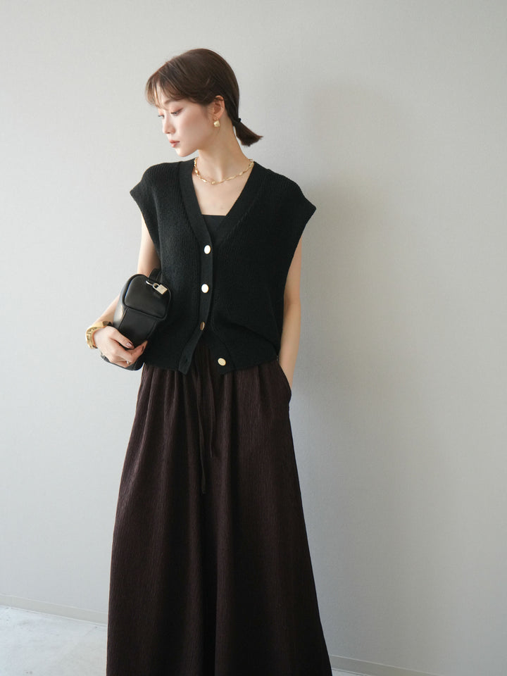 [予約]ゴールドボタンVネックニットカーディガン/ブラック