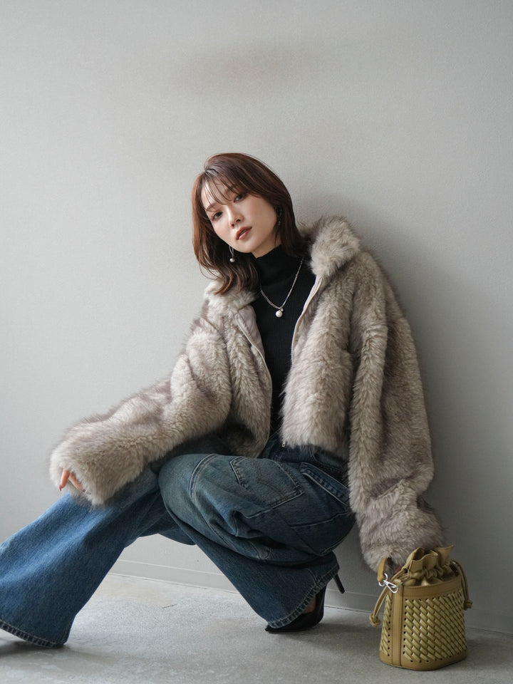 [予約]フェイクファーショートZIPジャケット/beigemix