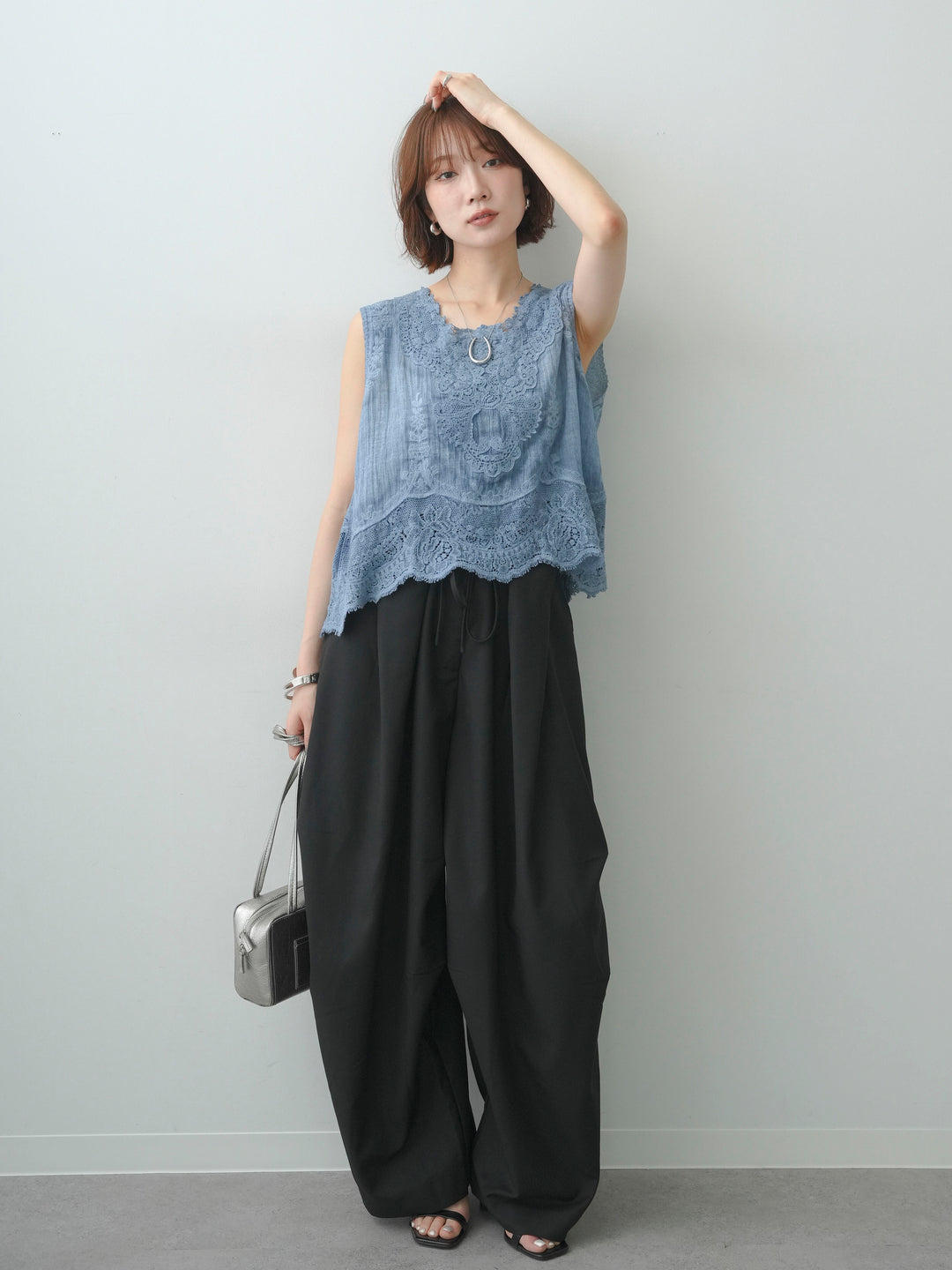 [SET]アンティークレースノースリトップス+ベルトループカーブタックワイドパンツ(2set)