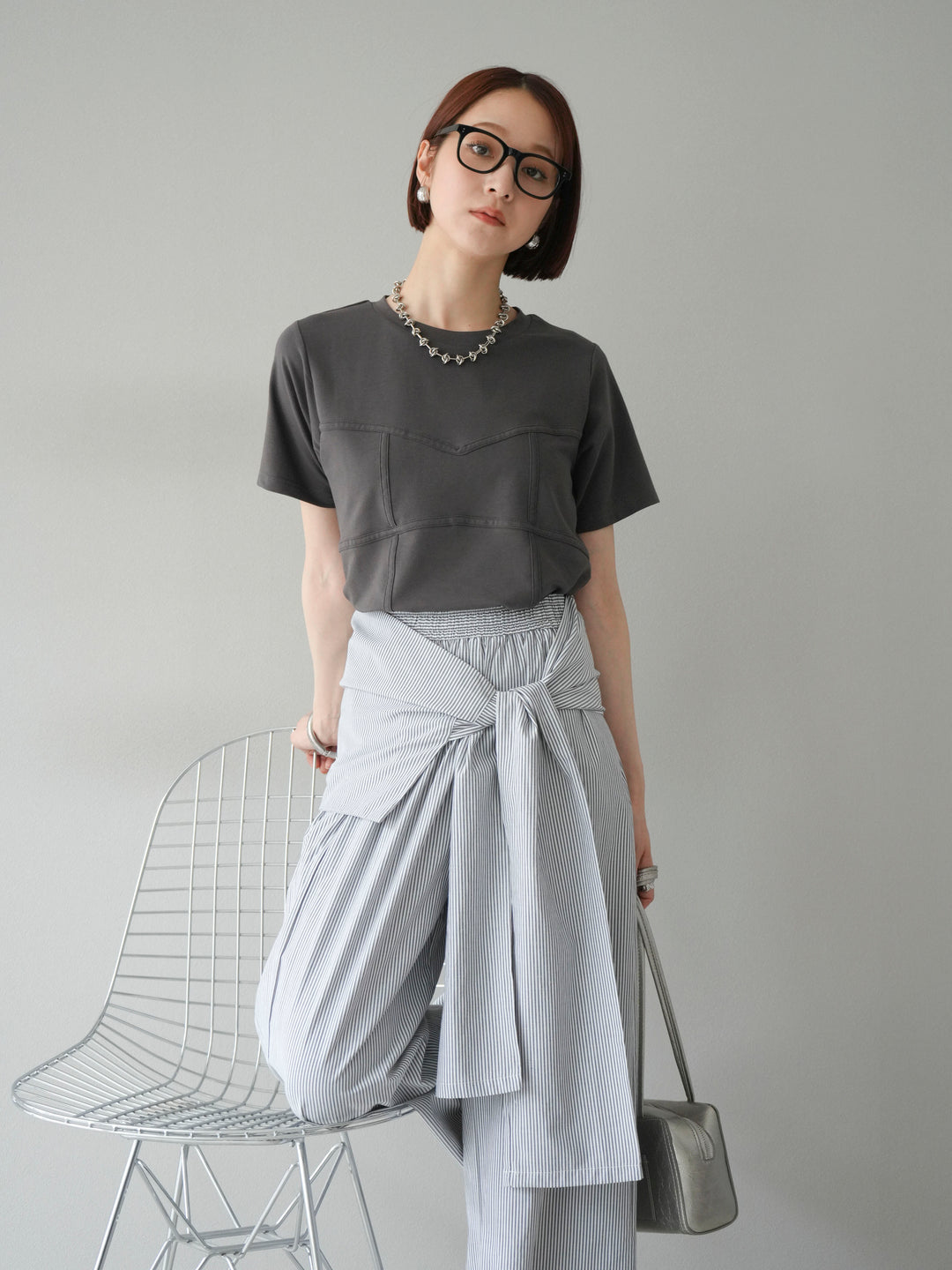 [預購] 緊身胸衣設計T卹/炭灰色