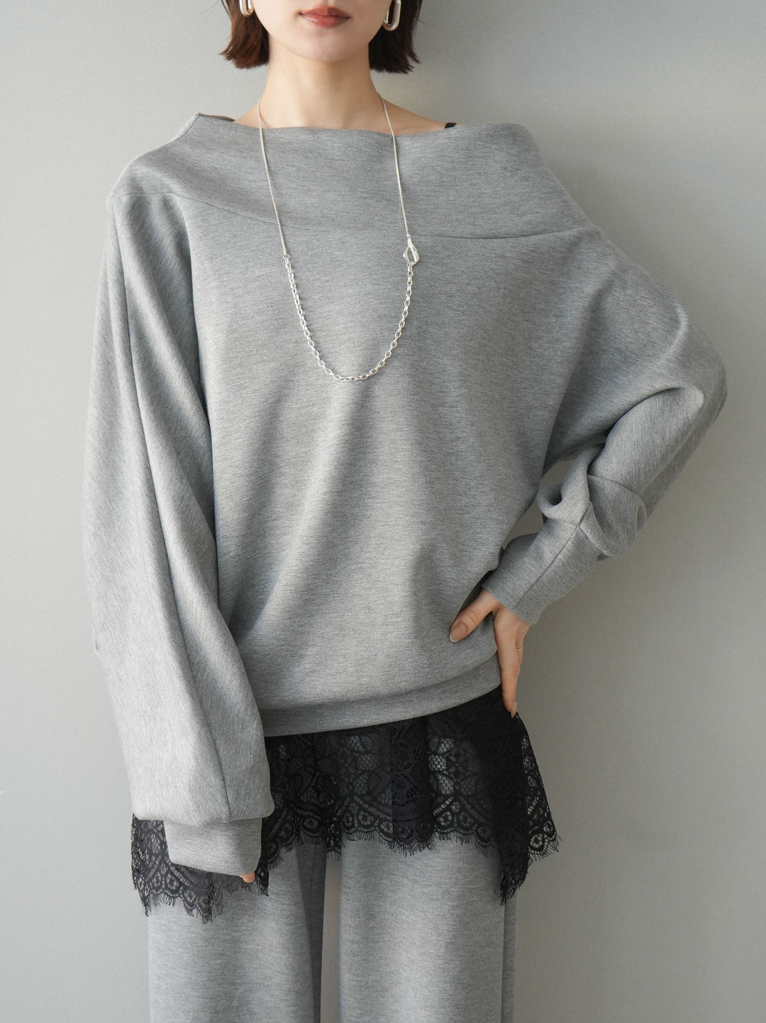 [SET]アシンメトリーオフショルポンチプルオーバー+アシンメトリーオフショルポンチプルオーバー(2set)