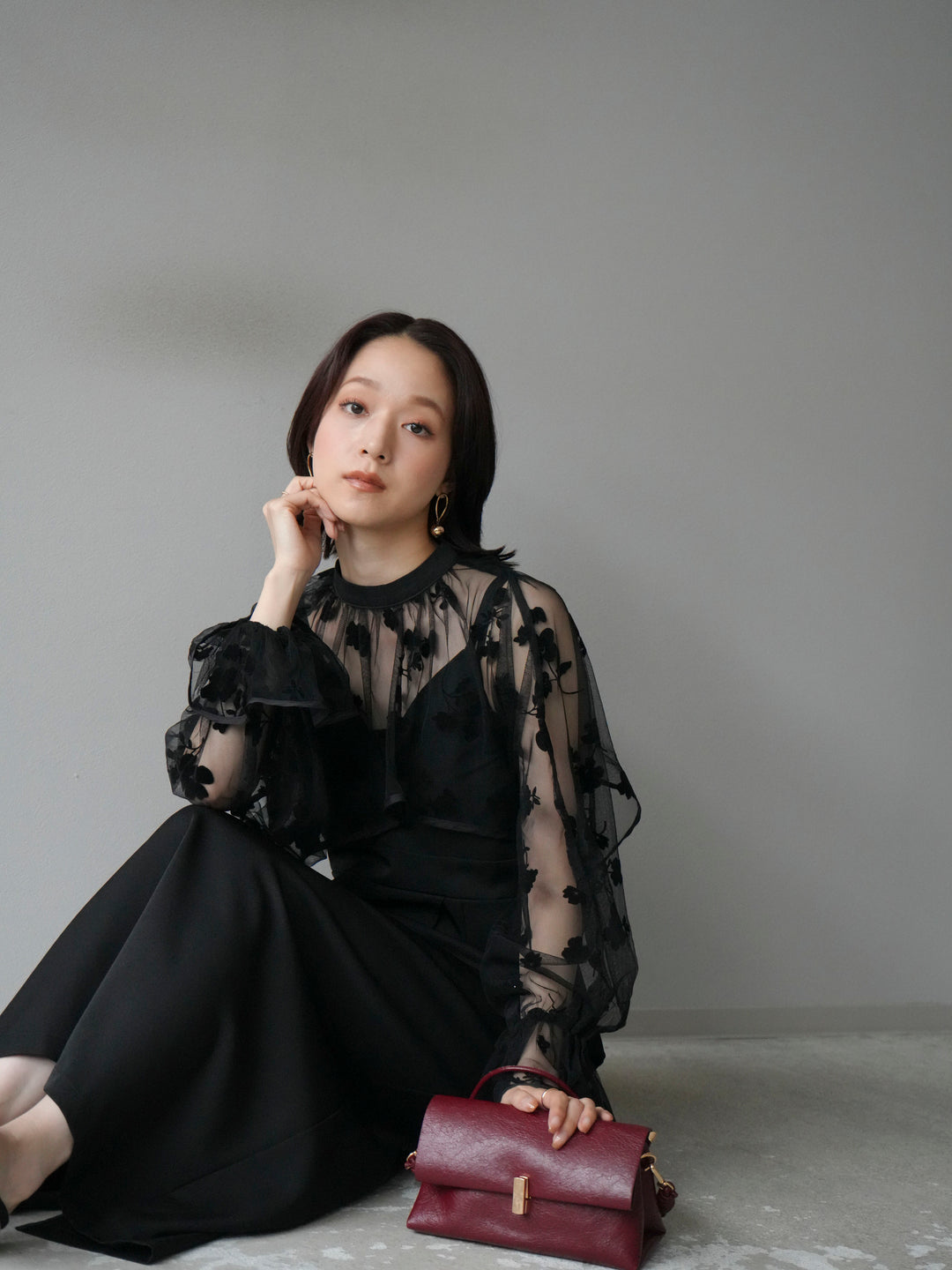 [予約]チュールフラワーフロッキーショートブラウス/ブラック