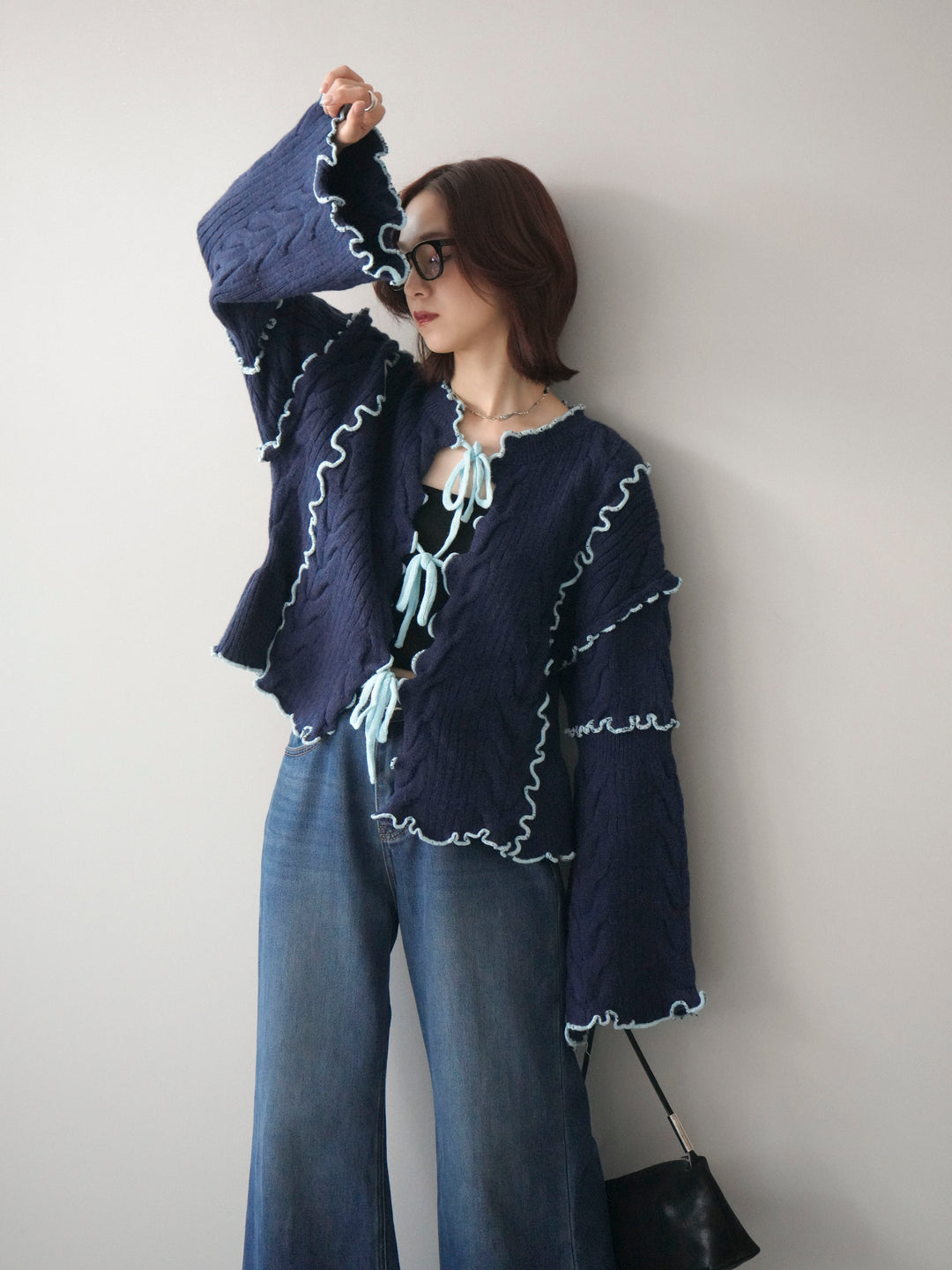 [SET]フロントリボン配色メローニットカーディガン+裏起毛裾フリンジワイドデニムパンツ(2set)