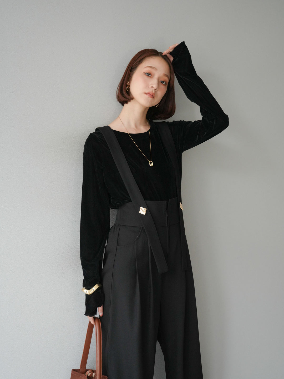 [予約]シアーベロアフィンガーホールトップス/ブラック