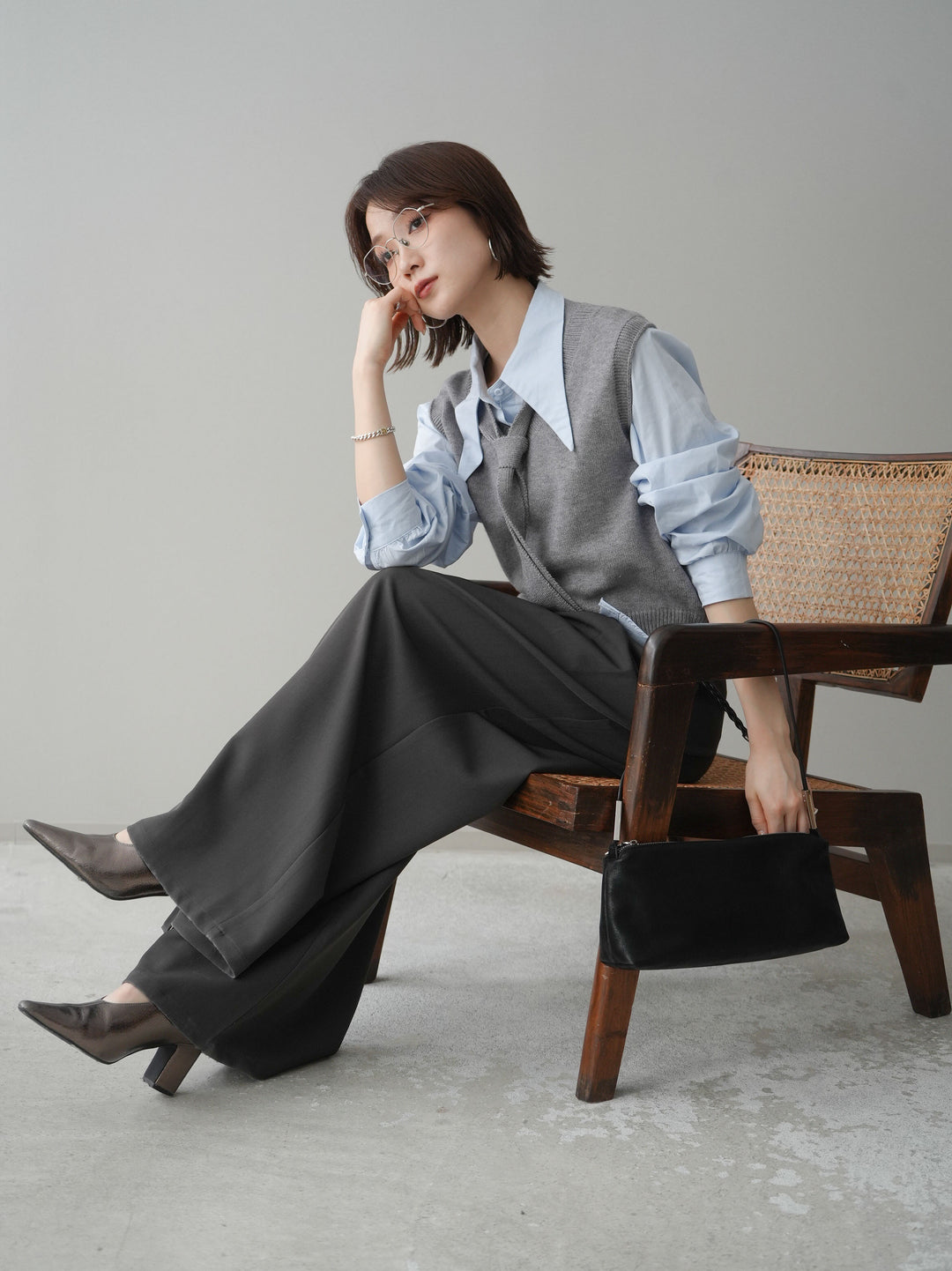 [SET]ボウタイ付ニットベストアンサンブルシャツ+選べるアクセセット(2set)