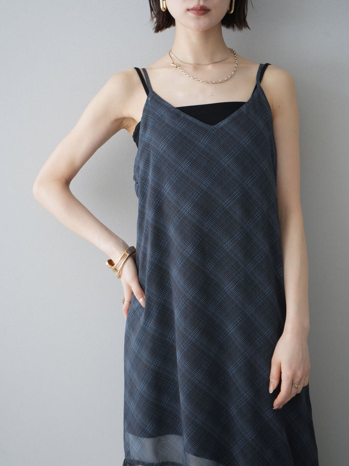 [予約]アシンメトリーチェック柄レースキャミソール/black