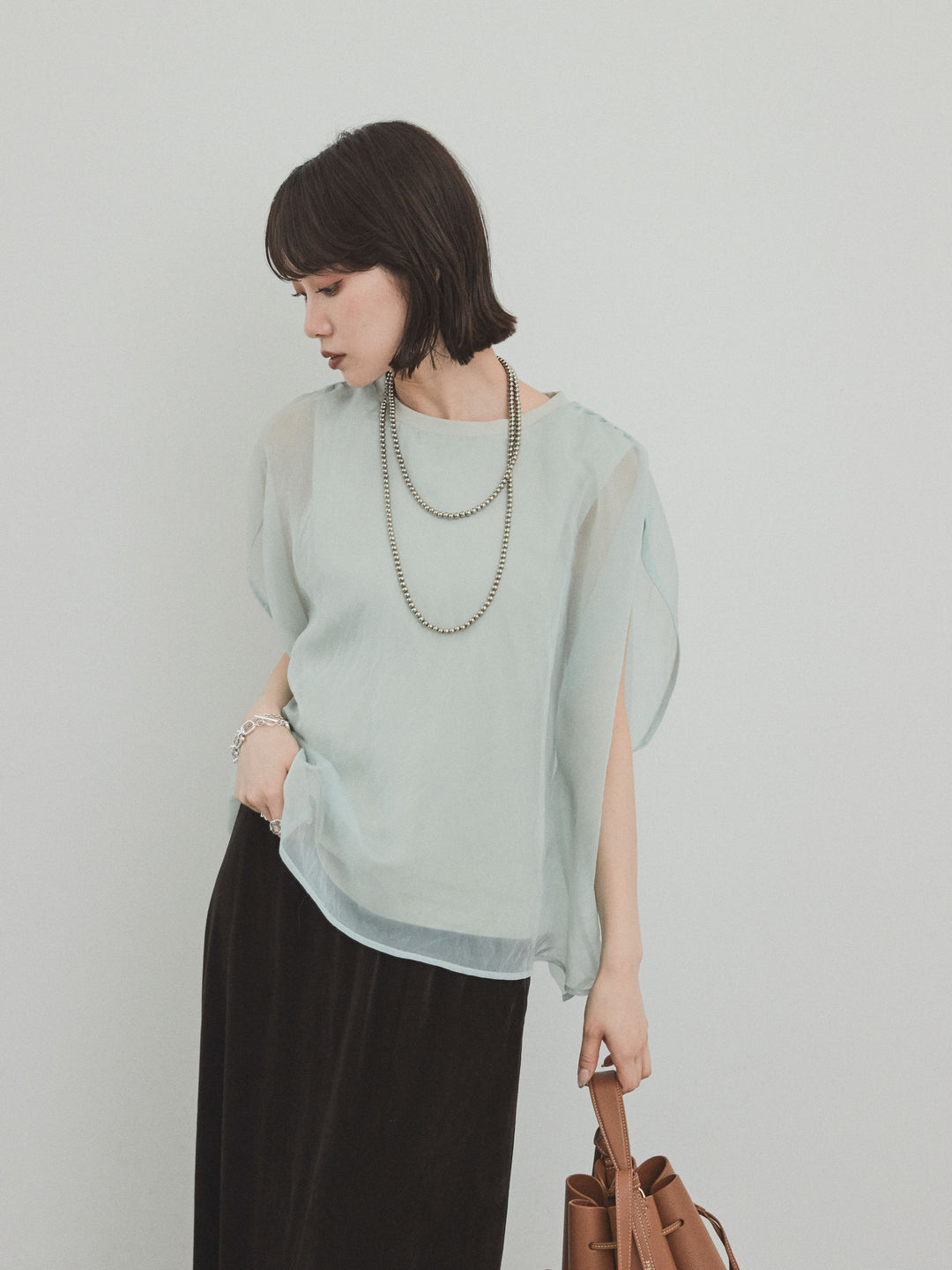 [SET] 緊湊光滑透視層疊上衣 + 天鵝絨低腰裙 (2set)