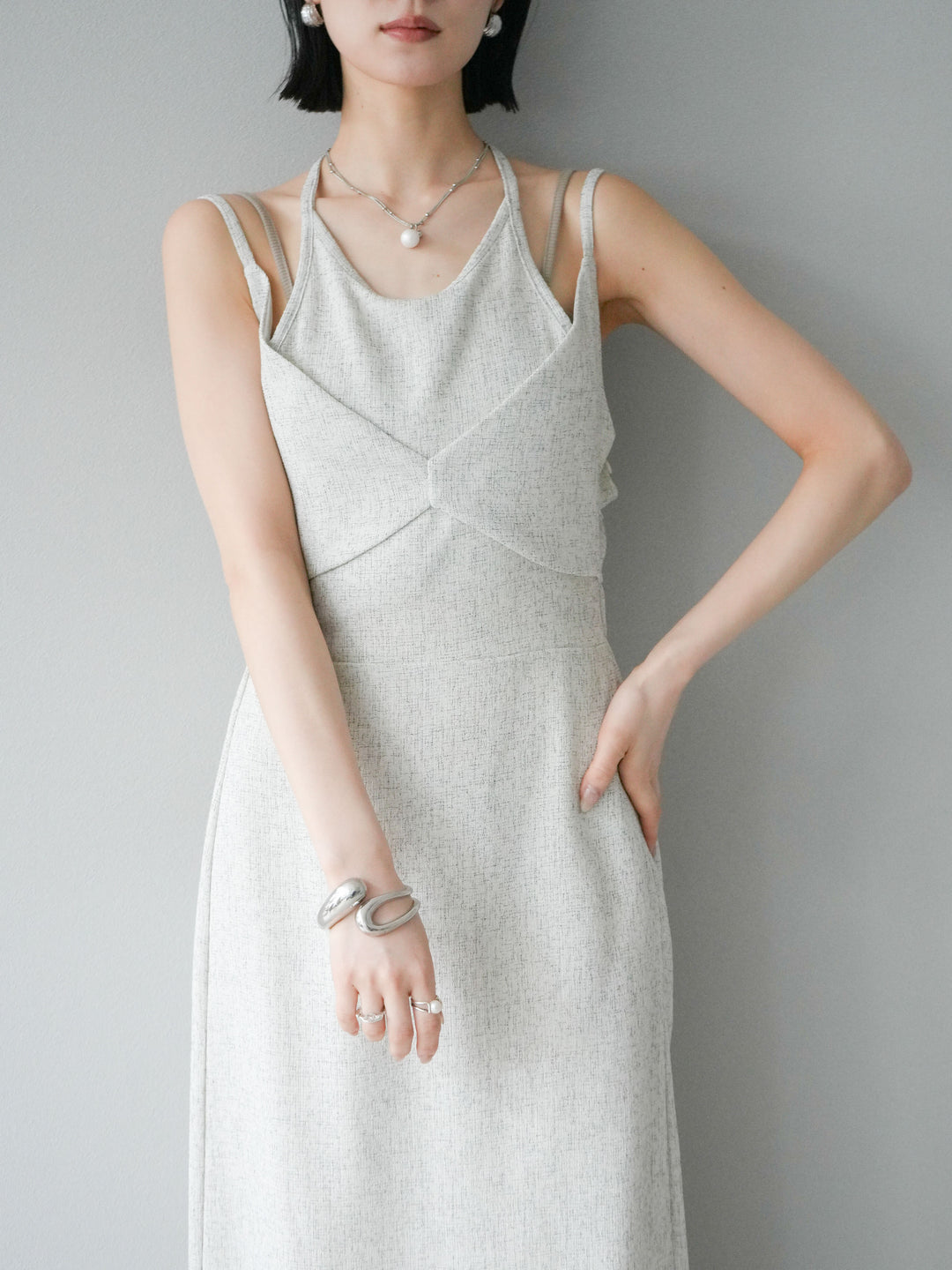 [預購] 夏季粗花呢層疊吊帶洋裝/象牙白