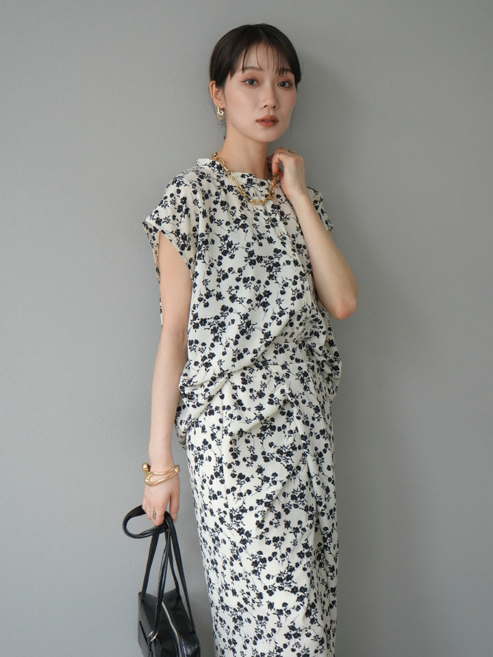 [予約]フラワープリントフレンチスリーブブラウス/アイボリー