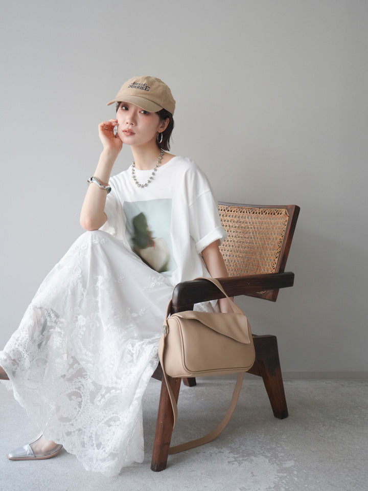 [SET]ブラーアートフォトTシャツ+シアーレースマキシスカート(2set)