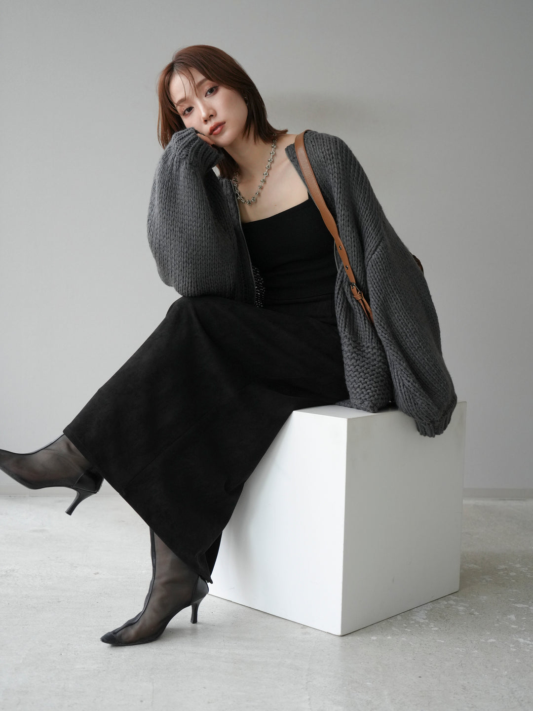 [予約]ロービングケーブルオーバーZIPニットカーディガン/チャコール