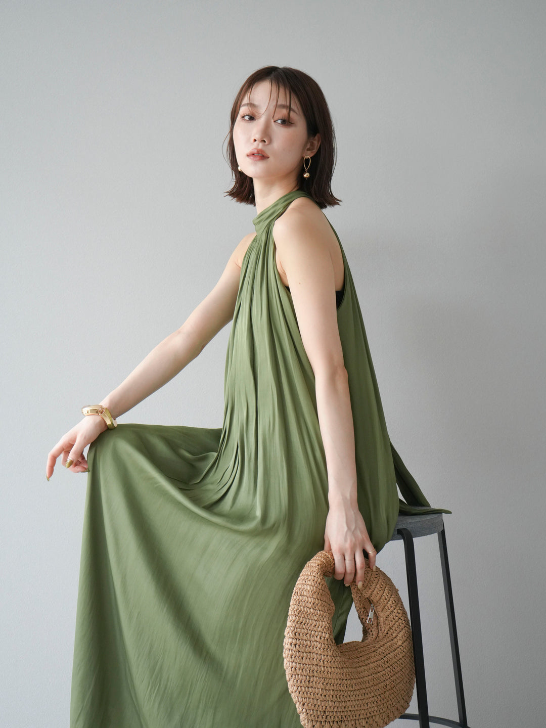 [予約]シャイニーホルターワンピース/グリーン