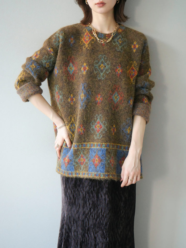 [予約]ヴィンテージ柄オーバーニットプルオーバー/ブラウン