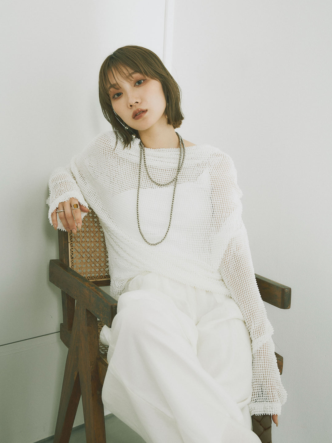 [SET] 後背垂墜網眼套頭衫 + 透明萊賽爾三折寬褲 (2 套)