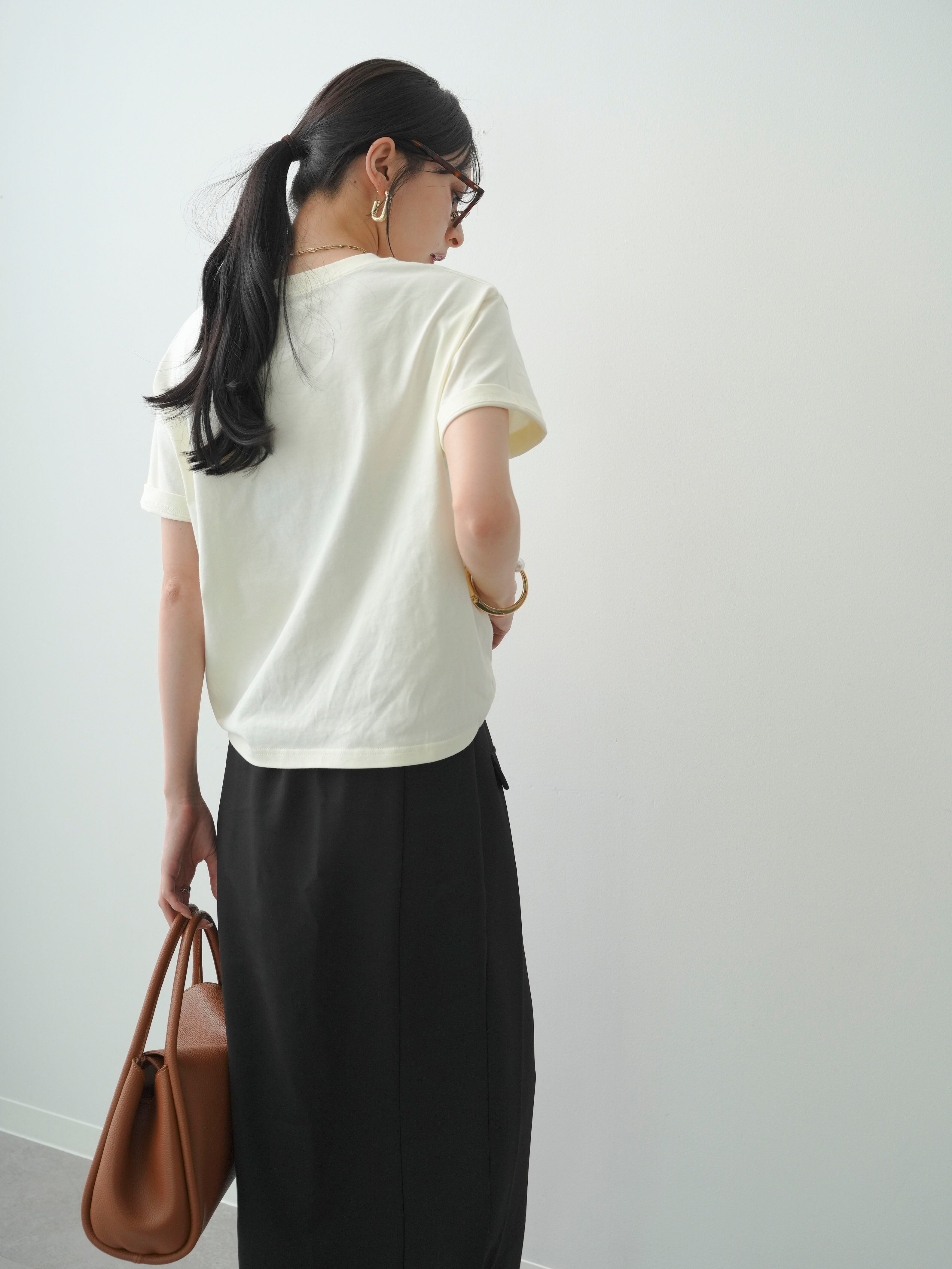 SET]ロゴ刺繍TEE+クレープデシンフラップ付きストレートスカート(2set