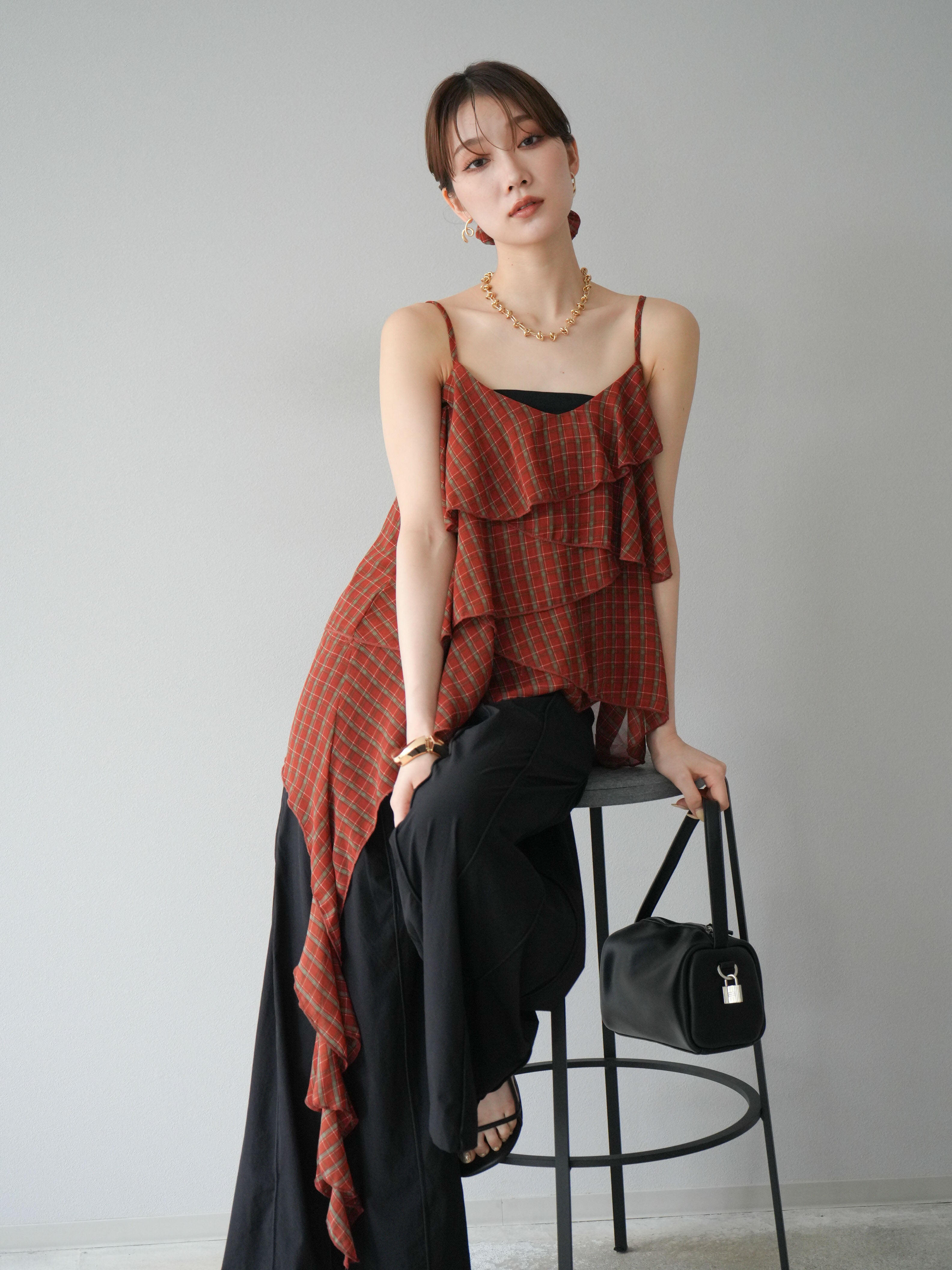 予約]チェック柄ラッフルキャミソール/レッド – Lumier