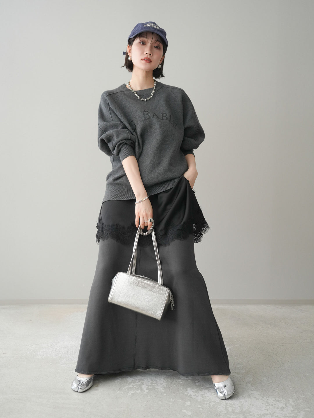 [予約]半ラバープリントロゴスウェットライクニットプルオーバー/mokucharcoal