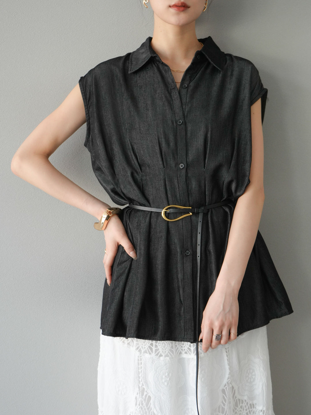 【預訂】天絲牛仔收腰無袖上衣/黑色