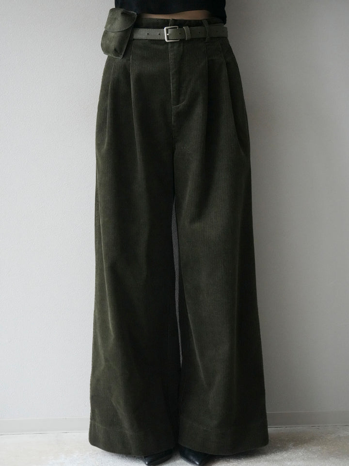 [予約]ベルト付コーデュロイワイドパンツ/green