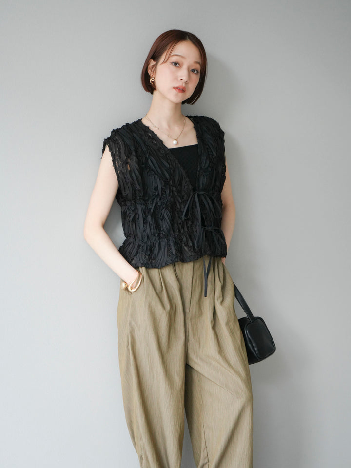 [SET] 提花蕾絲蝴蝶結上衣+麻質下擺迴力寬褲（2件套）