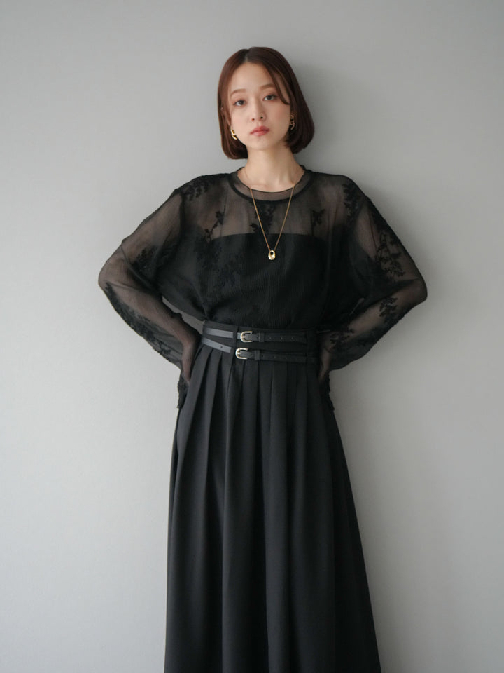 [予約]刺繍シアープルオーバー/ブラック