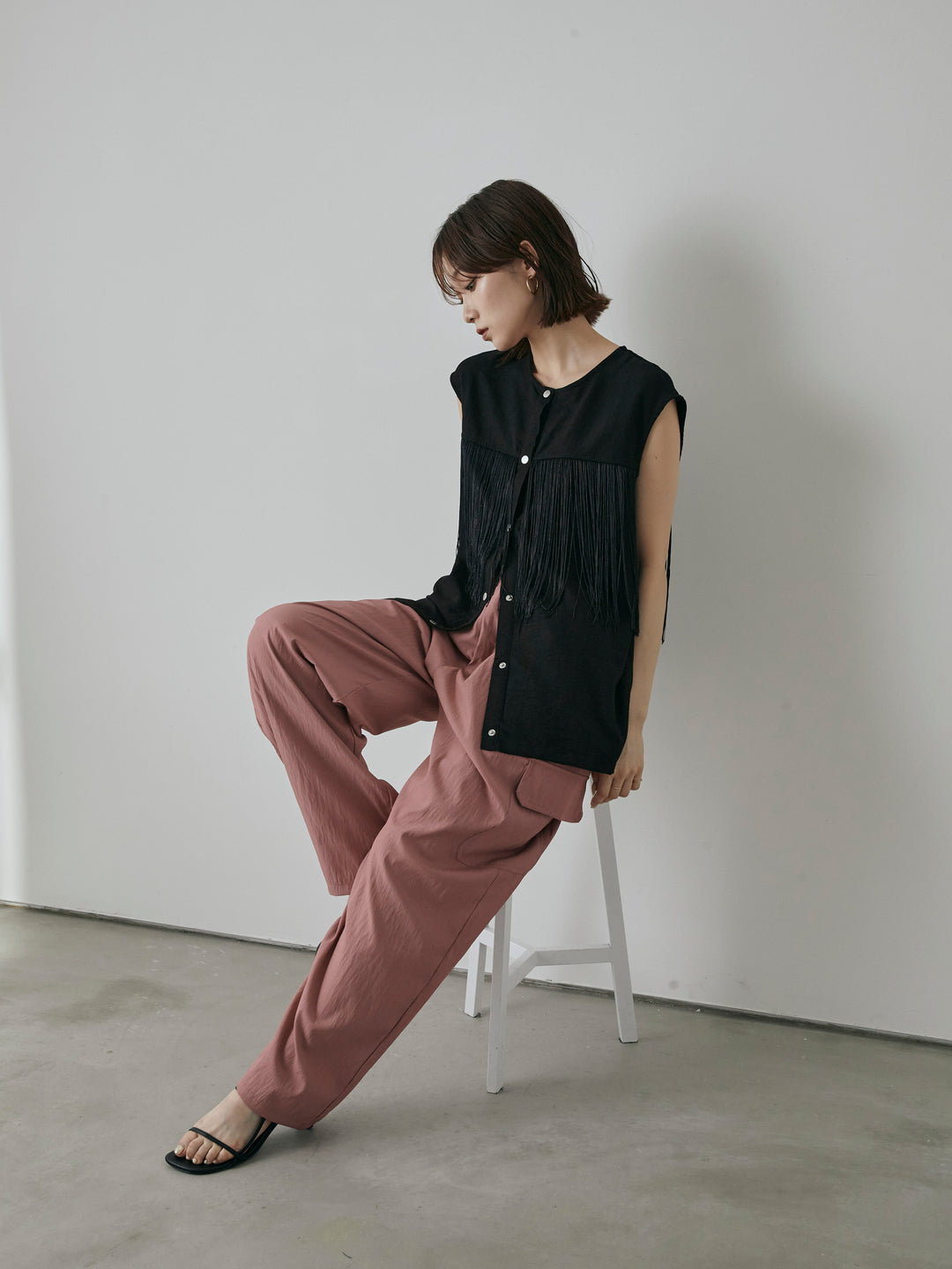 【預購】流蘇無袖上衣/黑色