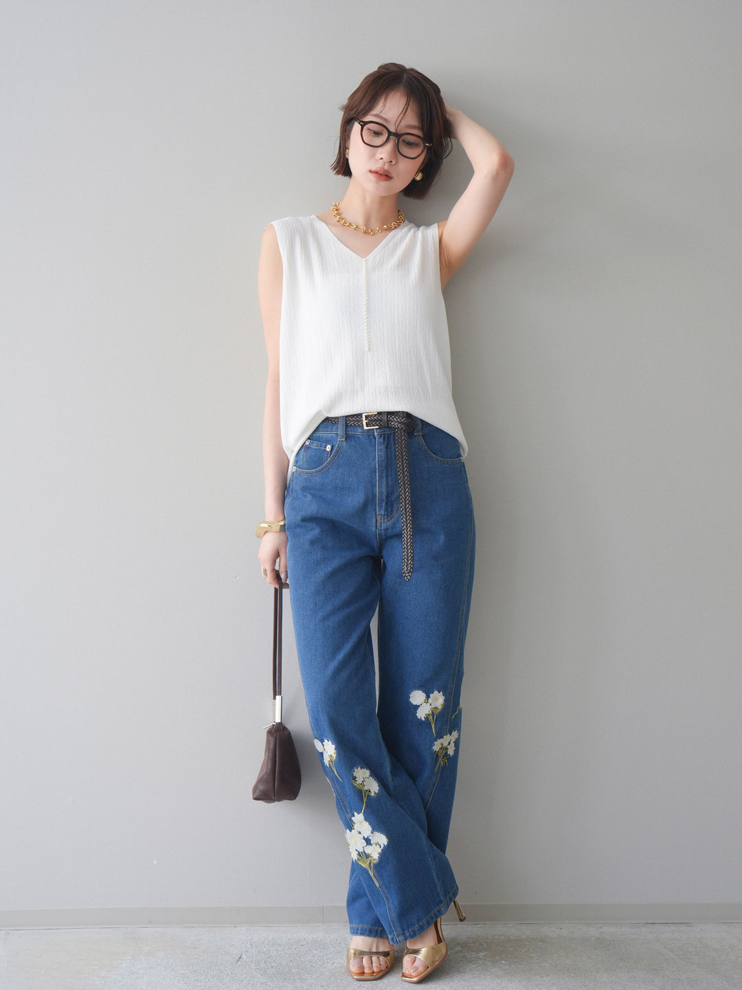 [SET]パールデザインVネックニットトップス+フラワー刺繍ストレートデニム(2set)