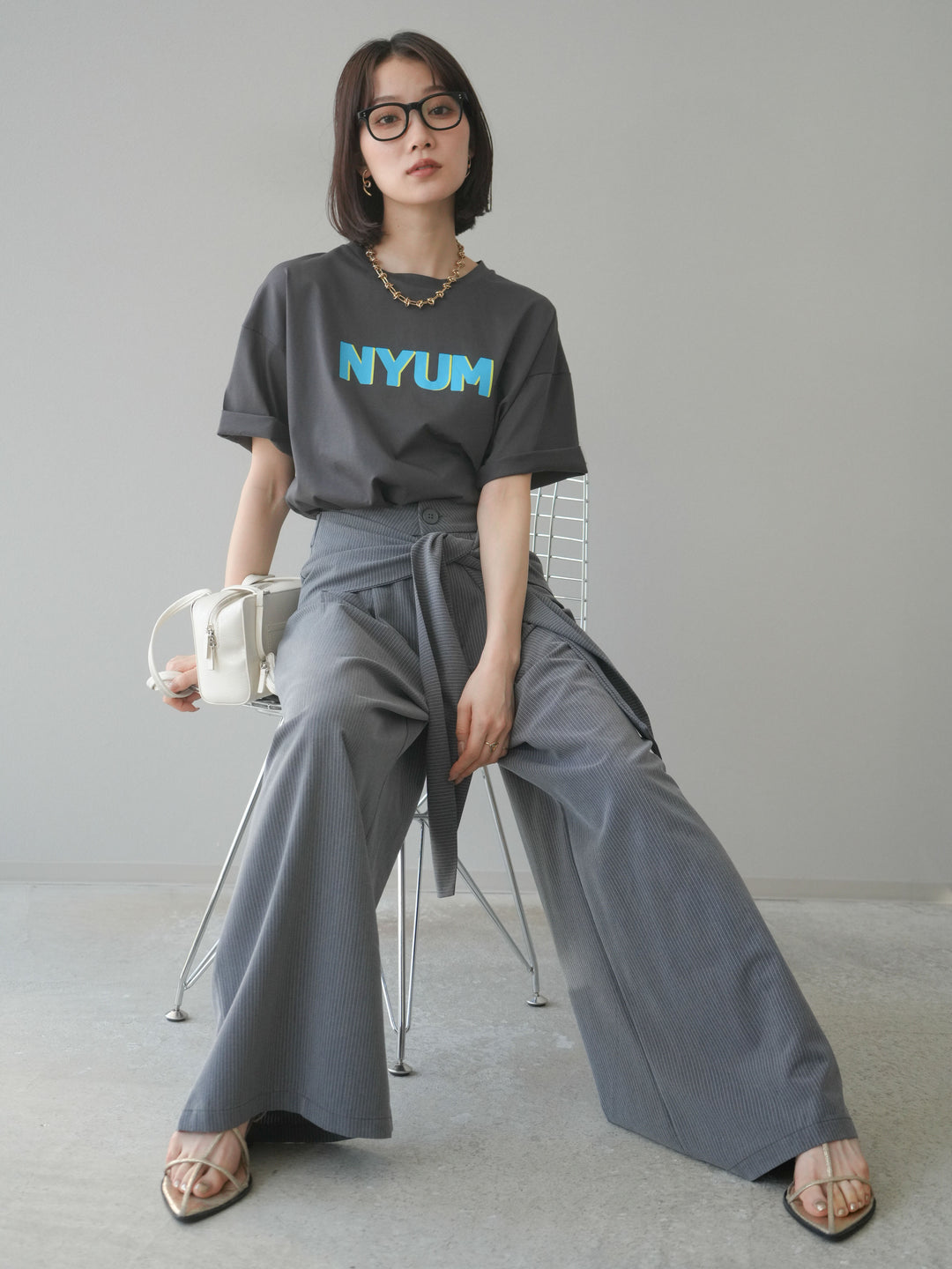 [預訂]“NYUM”標誌印花乾爽觸感棉質T卹/炭灰色