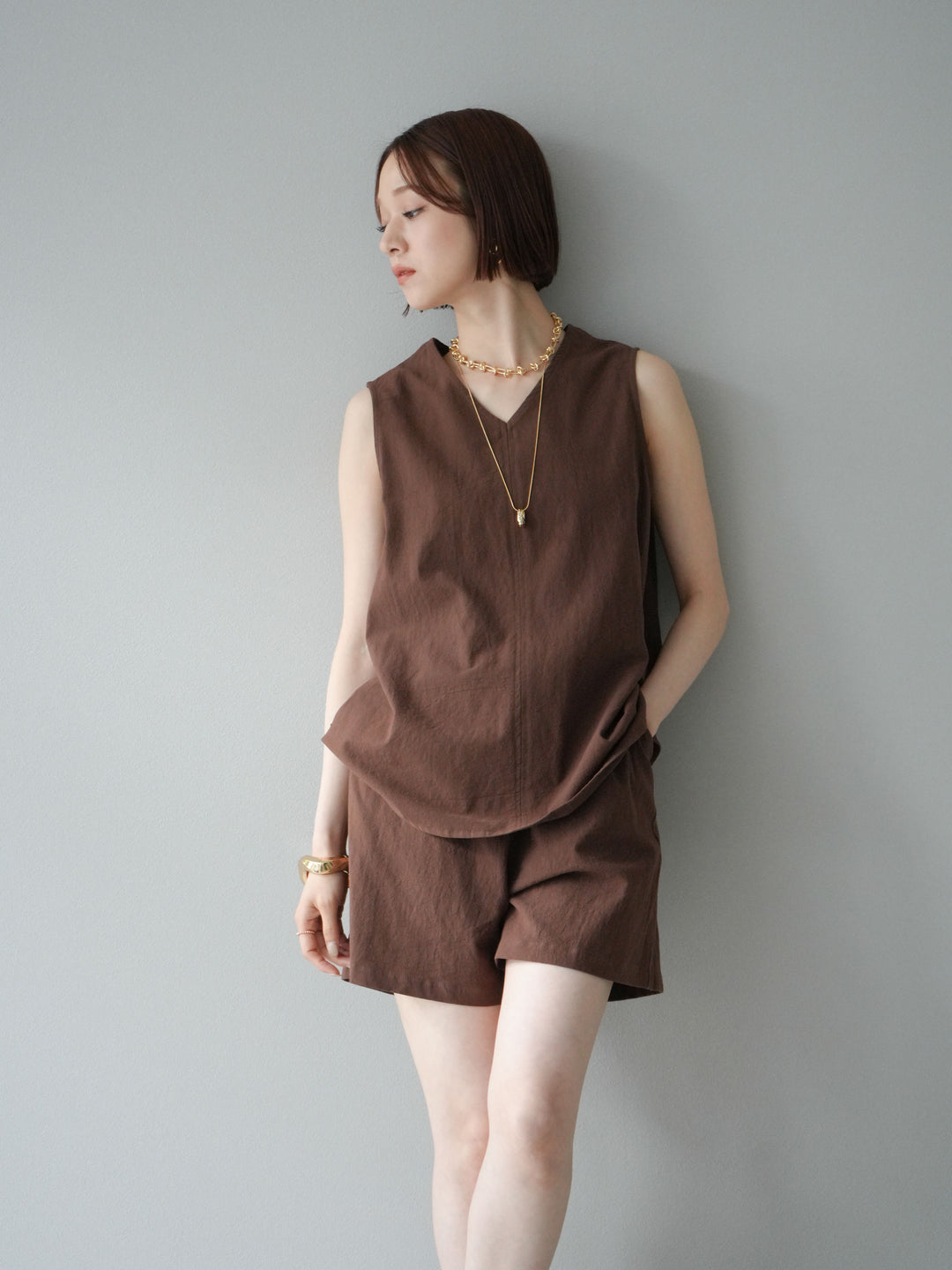 [套裝] 亞麻V領襯衫和短褲套裝 + 可選配件套裝（2 套）