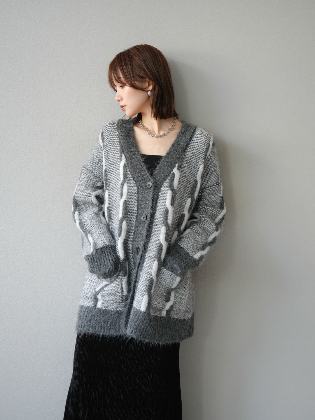 [予約]バイカラー編み込みデザインニットカーディガン/グレー