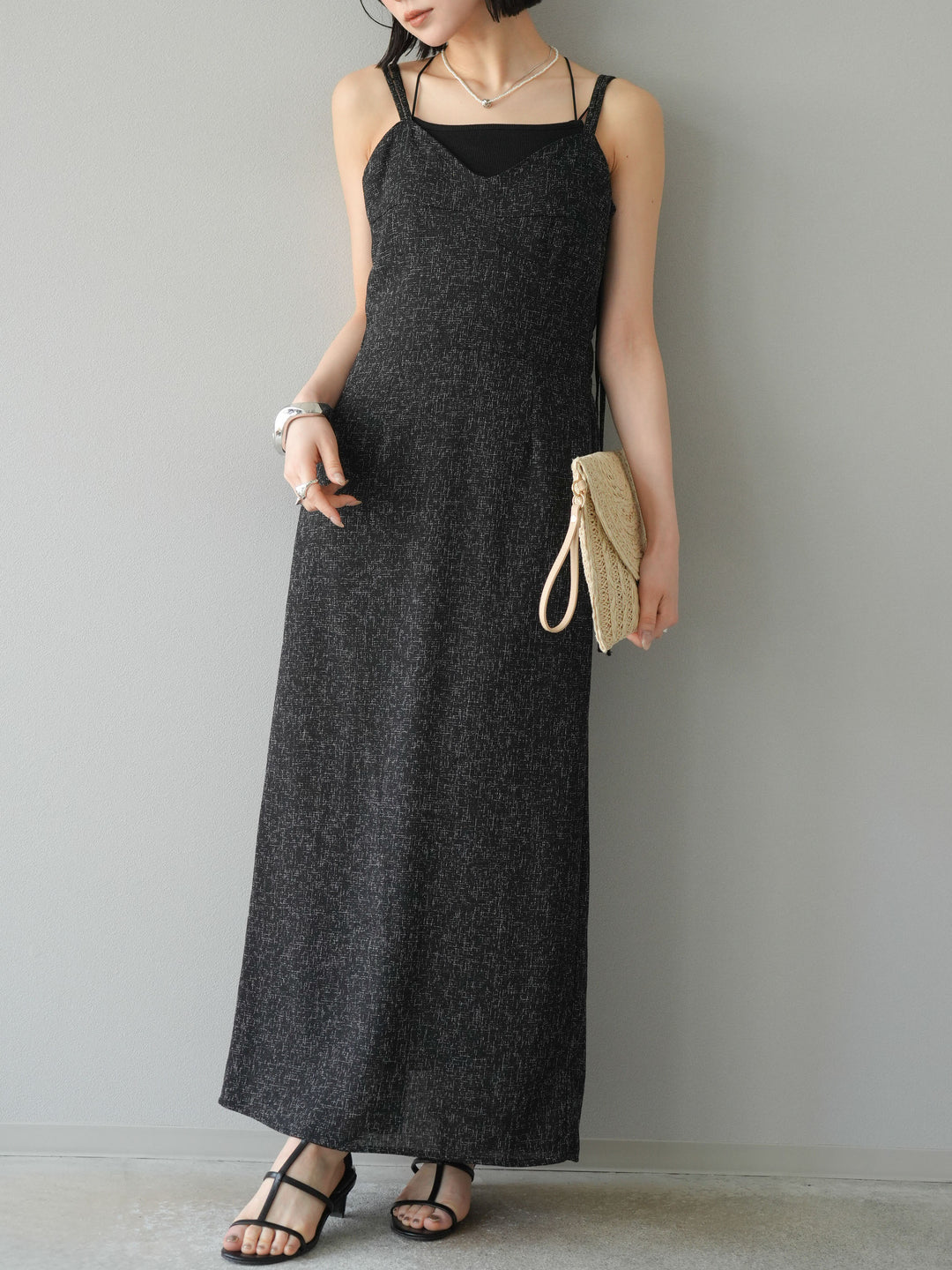 [預購] 夏季粗花呢露背吊帶洋裝/黑色