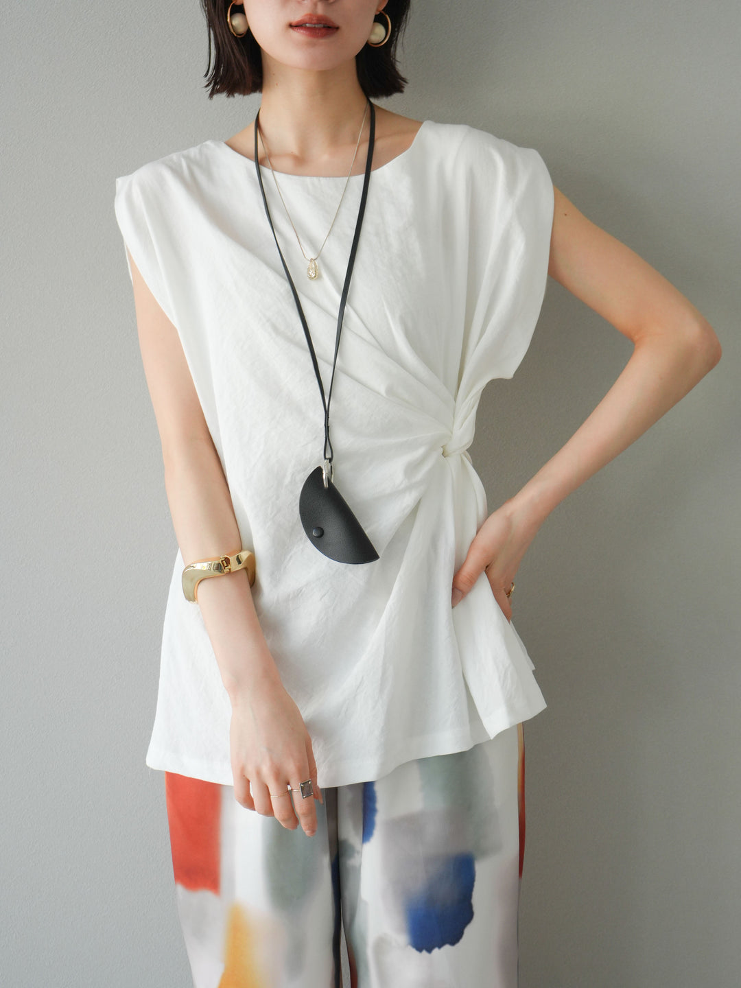 [預訂] 側扭法式上衣/象牙白