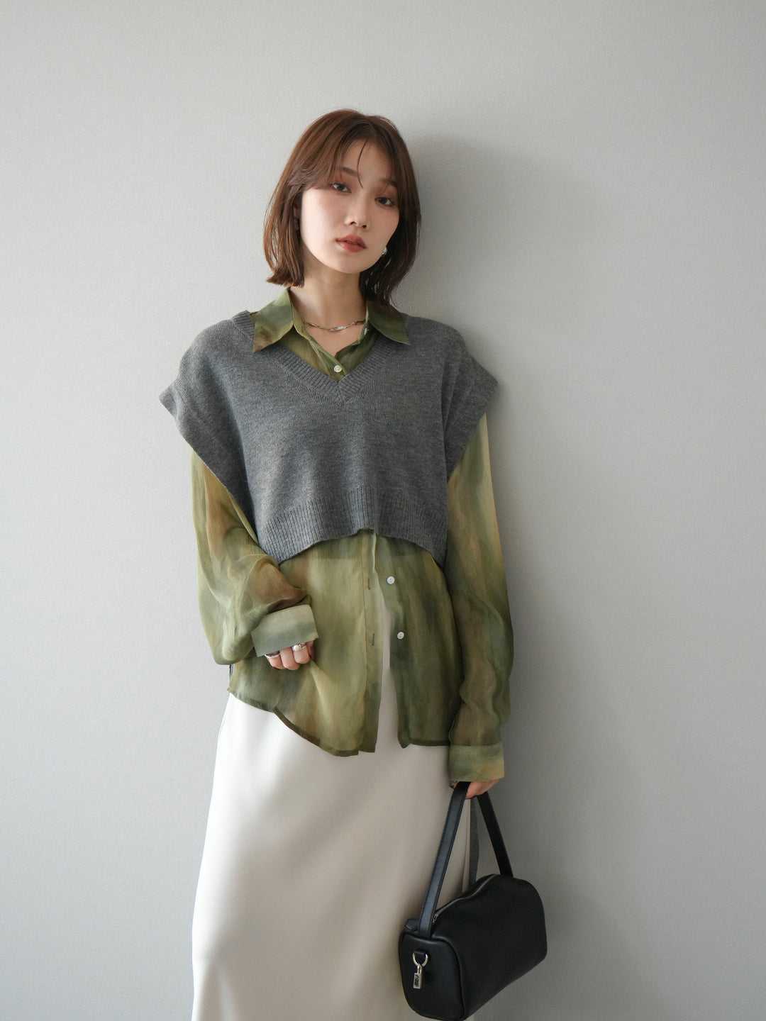 [予約]ニュアンス柄シアーシャツ/グリーン