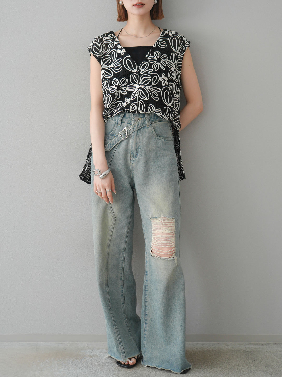 [予約]メッシュコード刺繍ベスト/ブラック