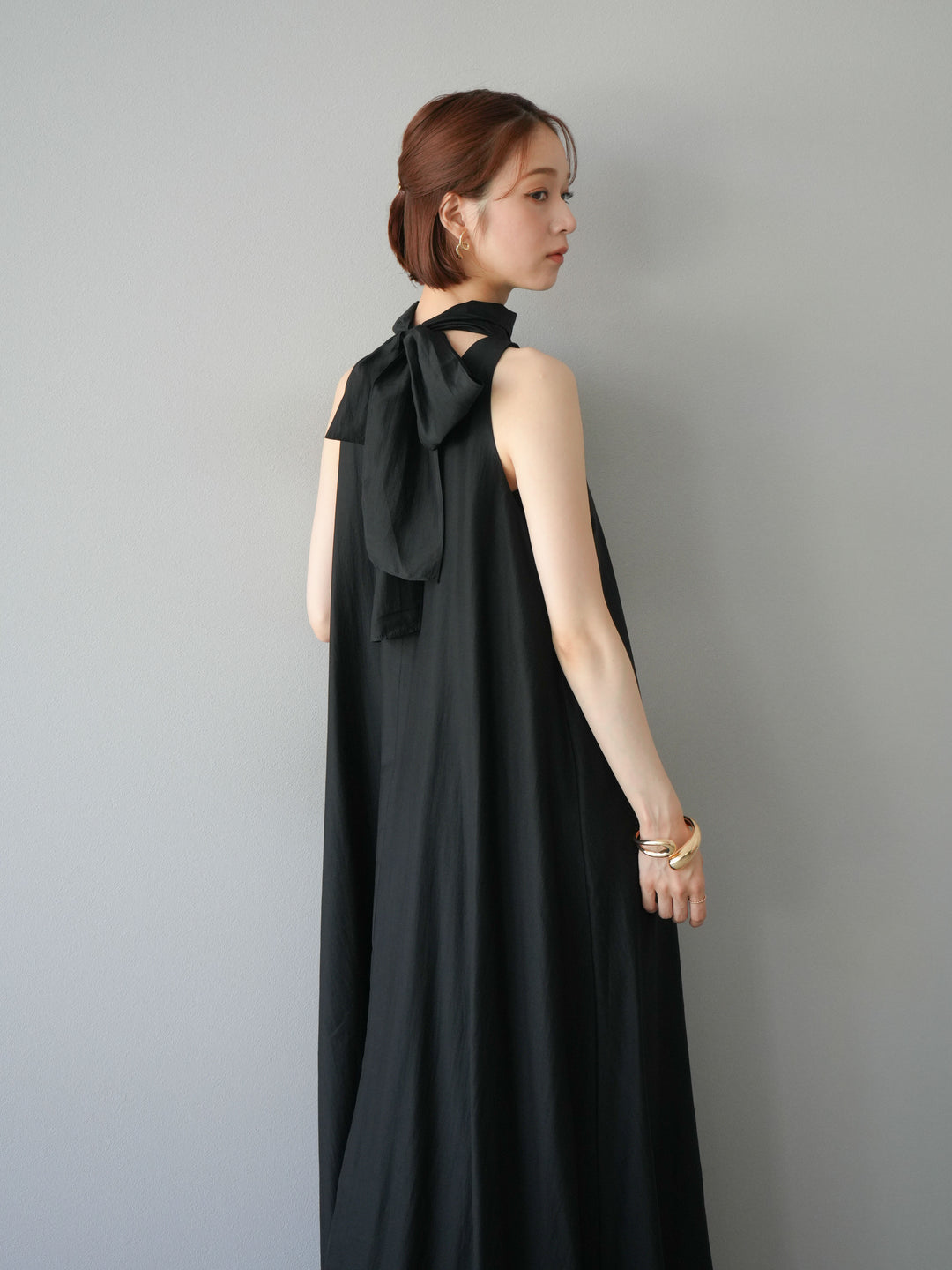 [予約]シアーホルターバックオープンワンピース/ブラック